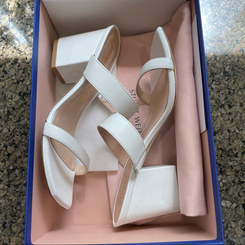 Stuart Weitzman Olive Leather Sandals